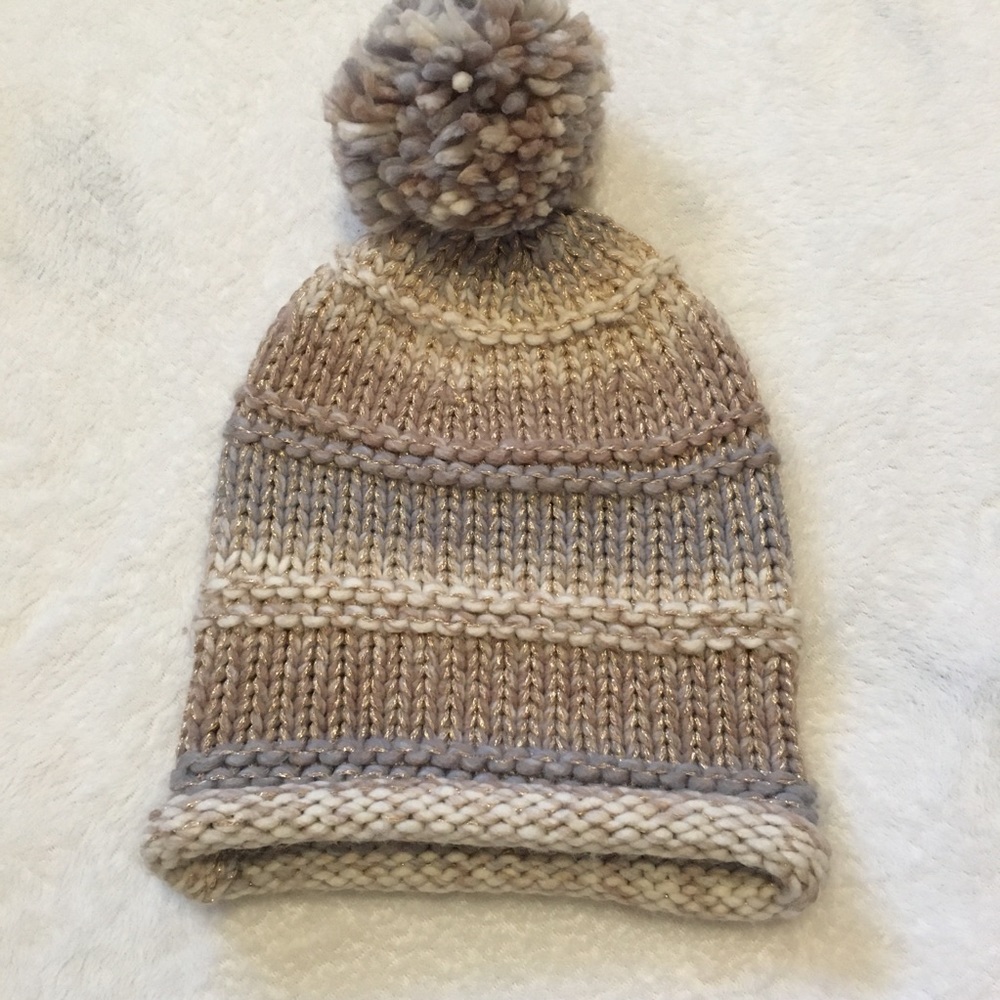 Steve Madden Chunky Knit Beanie